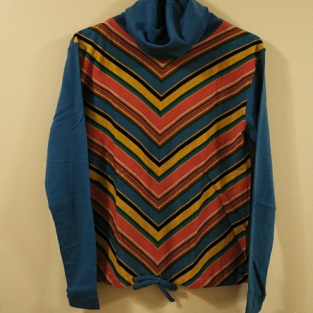 Helen Sue blue vintage brand sweater size L.